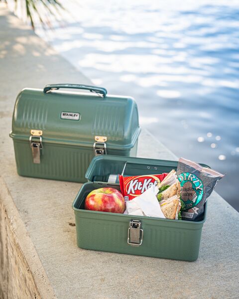 Classic Lunch Box - Image 4